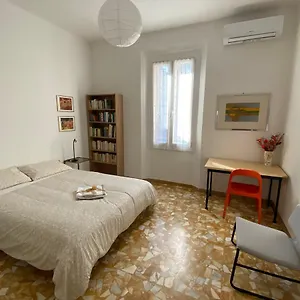 https://mazzini-malpighi-apartment.emilia-romagnahotels.net
